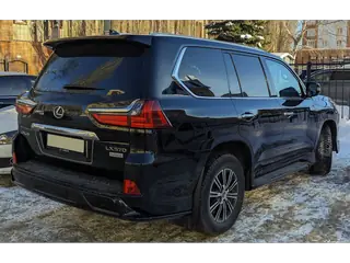 Lexus LX 570 — location journalière