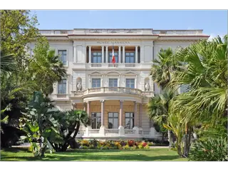 Villa 4 chambres avec piscine — Baguida