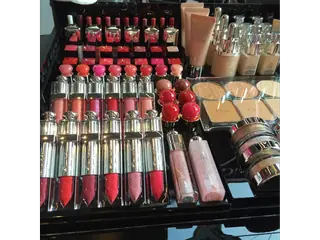 Boutique cosmétiques et soins capillaires — Hédzranawoé